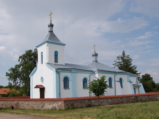 Острова. Свято-Михайловская церковь