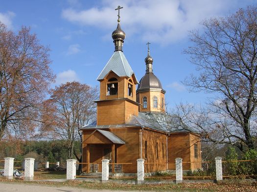 Киевец. Свято-Троицкая церковь